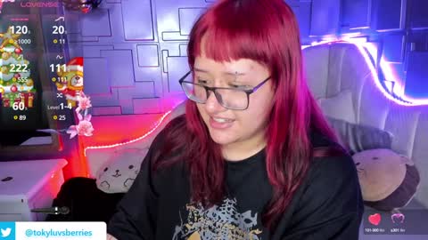 Snapshot of toky_doll chatting on December 29, 8:58 pm toky online show from December 29, 8:58 pm