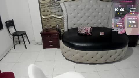 Snapshot of toky_doll chatting on December 3, 10:29 pm toky online show from December 3, 10:29 pm