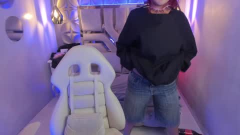 Snapshot of toky_doll chatting on January 19, 8:09 pm toky online show from January 19, 8:09 pm