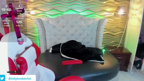 Snapshot of toky_doll chatting on January 30, 7:59 pm toky online show from January 30, 7:59 pm