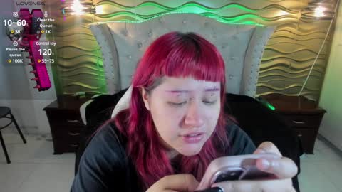Snapshot of toky_doll chatting on February 5, 7:20 pm toky online show from February 5, 7:20 pm
