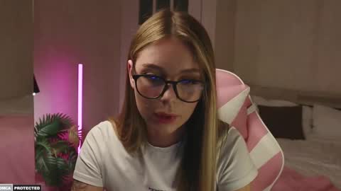 tokyo_n online show from January 22, 9:11 pm