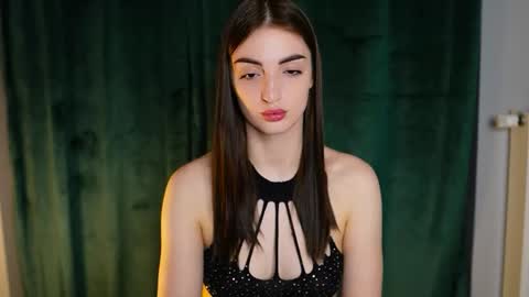 Tom and Leya online show from March 17, 5:39 pm