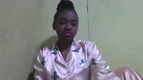 Snapshot of tomboasy chatting on October 8, 10:03 pm tomboasy online show from October 8, 10:03 pm