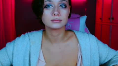 Snapshot of tommioo7 chatting on October 7, 1:21 am Galadriel online show from October 7, 1:21 am