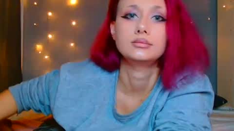 Snapshot of tommioo7 chatting on December 24, 11:55 pm Galadriel online show from December 24, 11:55 pm