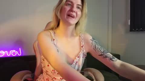 Tonya online show from July 16, 1:21 am