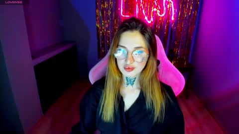 tora online show from December 13, 5:43 pm