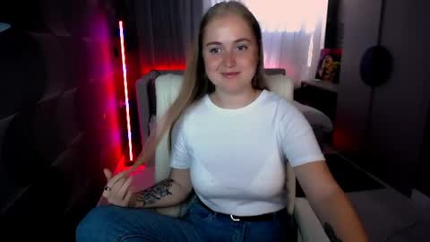 tori_blond online show from July 5, 5:46 am