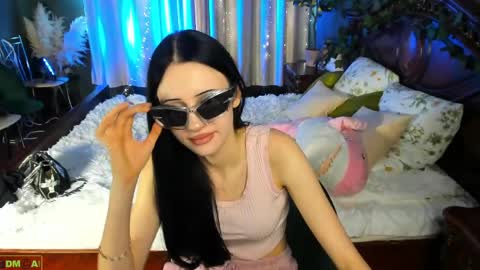 Tori online show from March 24, 12:21 pm