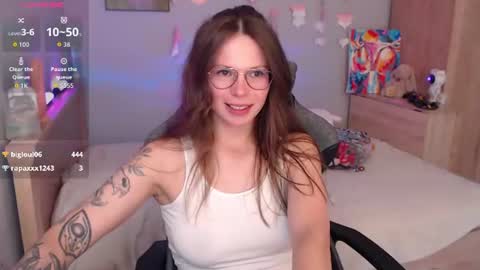 toxkiss online show from July 3, 10:21 am