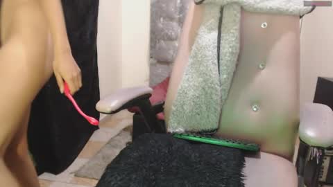 toxca69 online show from April 18, 3:09 am