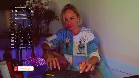 Snapshot of trafka_murafka chatting on January 31, 9:16 pm Hey my name is Kiri Kiri online show from January 31, 9:16 pm
