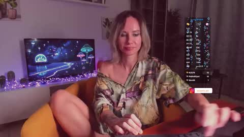 Snapshot of trafka_murafka chatting on October 2, 9:31 pm Hey my name is Kiri Kiri online show from October 2, 9:31 pm