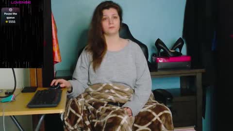 TreeJeanne online show from October 22, 12:21 pm