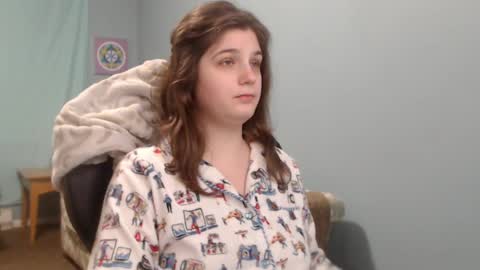 TreeJeanne online show from February 18, 4:04 am