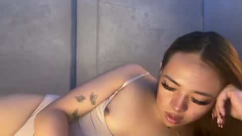 trexie_fucks15 online show from June 26, 5:20 am