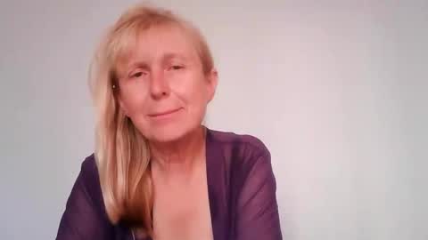 TrinaAdair online show from November 28, 1:14 pm