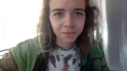 Snapshot of trippybb222 chatting on October 20, 8:12 pm trippybb222 online show from October 20, 8:12 pm