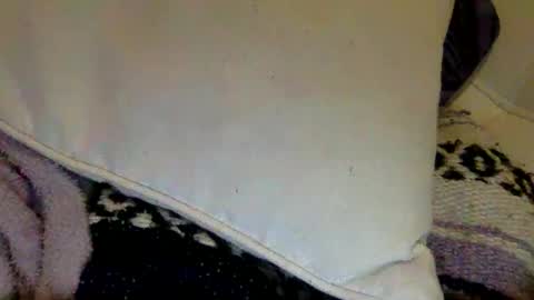 trippybb222 online show from December 16, 1:44 am