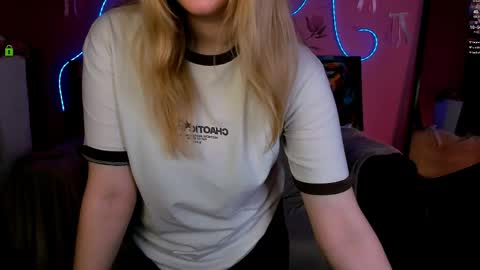 Trixy online show from May 21, 12:47 pm