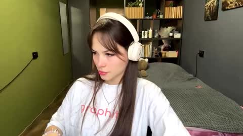 Alice online show from December 16, 7:58 am