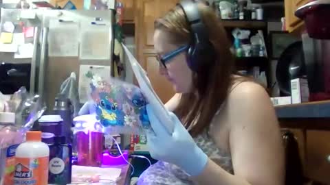 TruckersWifeToBe online show from November 9, 5:25 am