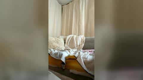 ttess0742 online show from June 7, 10:27 pm