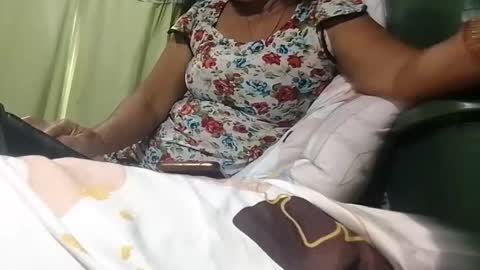 Mae online show from November 10, 10:16 pm