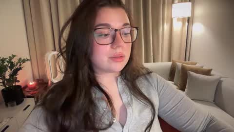 Ariana online show from July 9, 8:55 pm