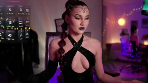 Miss Veth online show from June 22, 3:25 am
