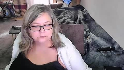 Lana online show from October 3, 3:33 am