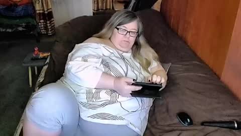 Lana online show from March 10, 7:55 am