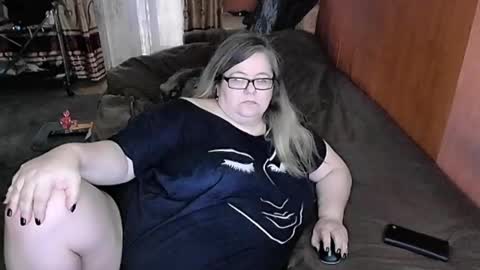 Lana online show from March 7, 7:41 am