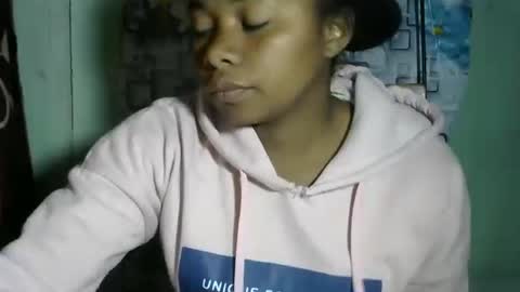 Snapshot of twenkle chatting on September 17, 6:55 am LORAH online show from September 17, 6:55 am
