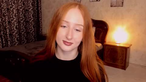 Snapshot of twilightserenade chatting on October 7, 11:25 am twilightserenade online show from October 7, 11:25 am