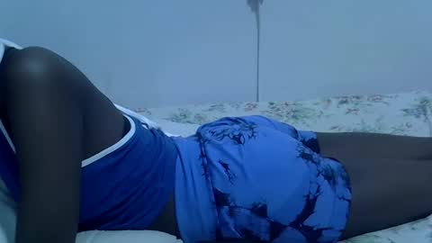 Snapshot of twinkle_tia chatting on September 30, 9:04 am BABY TIA online show from September 30, 9:04 am