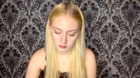 Grace online show from December 3, 3:14 pm