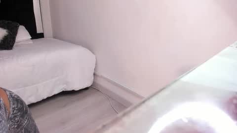       online show from January 17, 8:49 pm