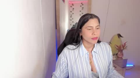 Snapshot of tylor_love chatting on December 19, 8:55 pm tylor_love online show from December 19, 8:55 pm