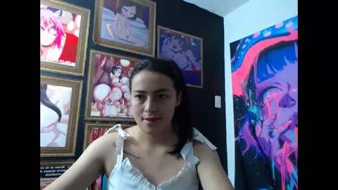 tyrahot_ online show from November 27, 11:46 am