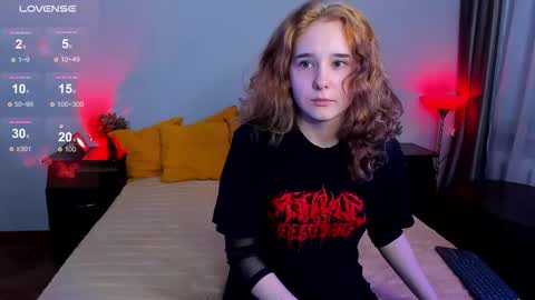 Snapshot of uco_mon chatting on October 11, 4:10 pm Uco online show from October 11, 4:10 pm