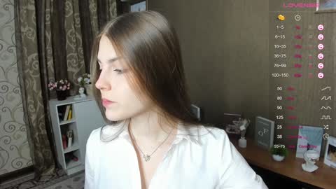 Snapshot of udeledelmoref chatting on December 13, 6:59 pm Liky online show from December 13, 6:59 pm