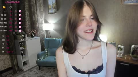 Snapshot of udeledelmoref chatting on February 27, 8:31 pm Liky online show from February 27, 8:31 pm