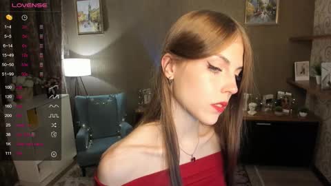 Snapshot of udeledelmoref chatting on September 18, 12:31 am Liky online show from September 18, 12:31 am