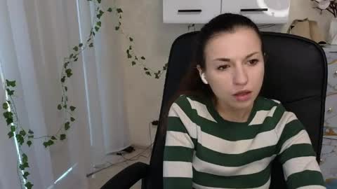 Ulyana online show from April 22, 4:09 am