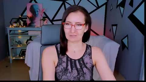 UnaTera online show from February 9, 9:33 am