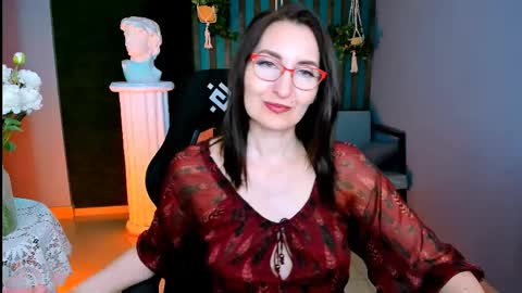 UnaTera online show from May 15, 6:27 am