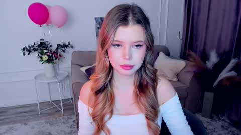 Alice online show from September 17, 7:56 pm