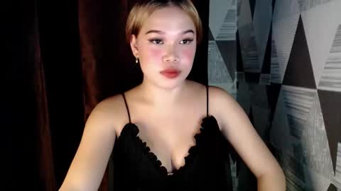 Snapshot of ur_anarosesexdoll chatting on September 9, 7:13 pm anarose online show from September 9, 7:13 pm